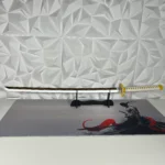 ⁦White Luminous Wooden Sword⁩ - الصورة ⁦2⁩