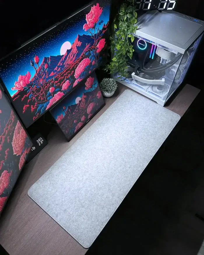 White Office Mousepad (40x90) - Image 1