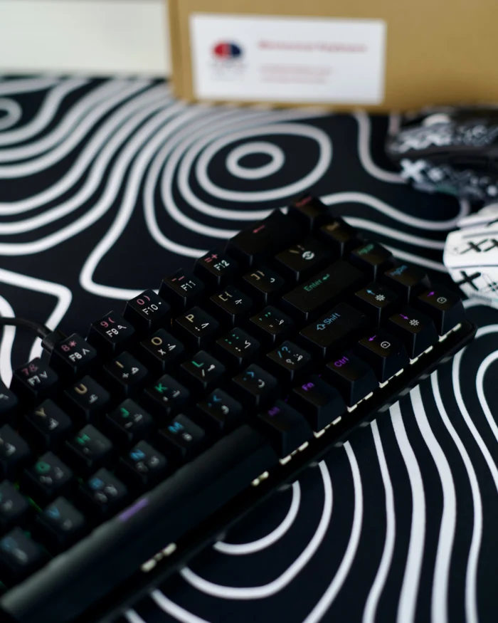 Black Mechanical Arabic Keyboard 60% - Image 5