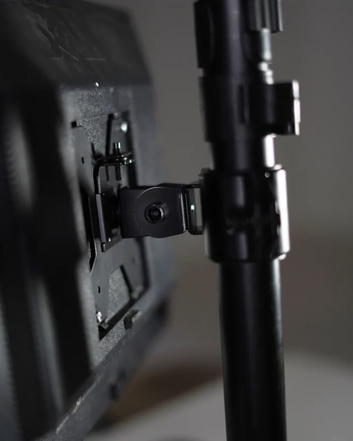 ⁦Dual Vertical Monitor Stand⁩ - الصورة ⁦2⁩