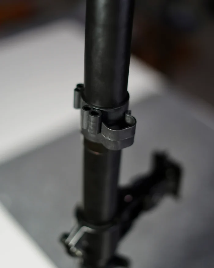 ⁦Dual Vertical Monitor Stand⁩ - الصورة ⁦5⁩