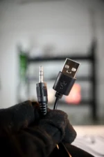 White Speakers, wired - Image 4