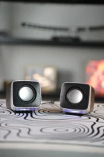 Black Speakers, wired