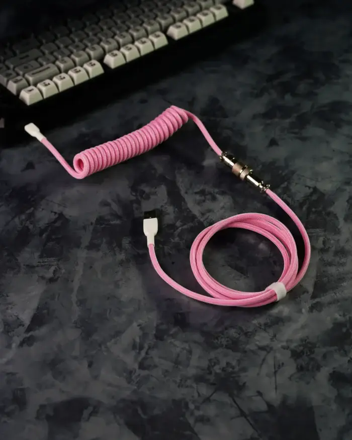 ⁦Pink Coiled Cable⁩ - الصورة ⁦1⁩