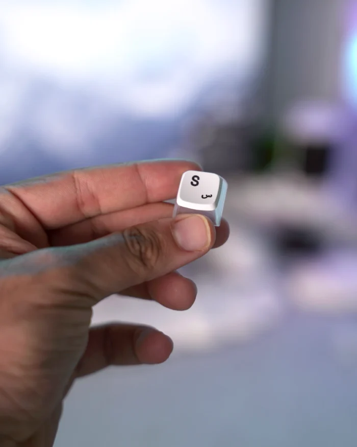 White Arabic Pudding Keycaps - Image 6