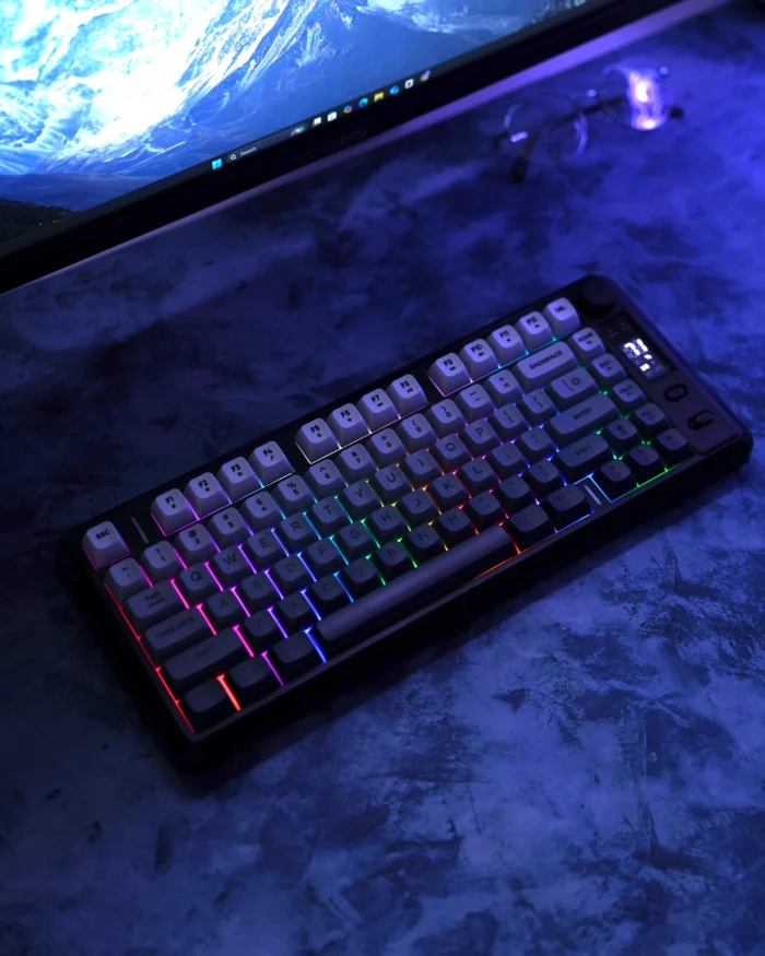 ⁦FreeWolf M75 Gaming Keyboard - Gray Gradient⁩ - الصورة ⁦4⁩