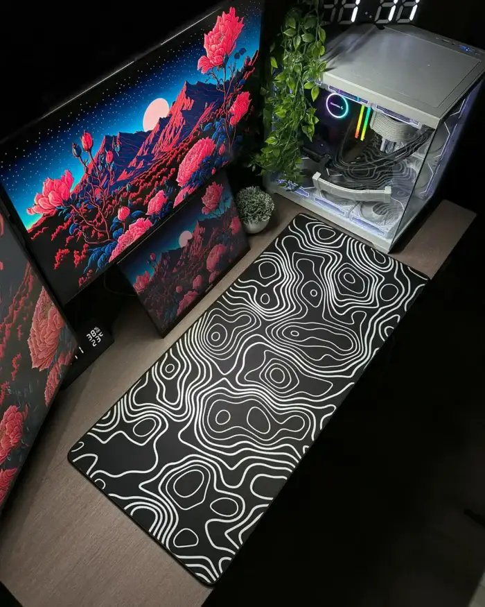 ⁦Black Topography Mousepad (40x90)⁩ - الصورة ⁦1⁩